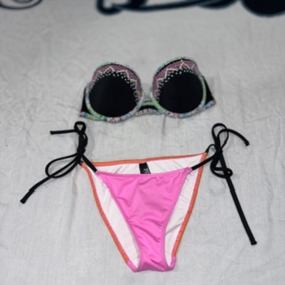 Victoria Secret Swim Bikini Top. Bali Black Embroidered Strapless sets